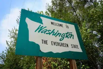 Welcome to Washington, the Evergreen State sign