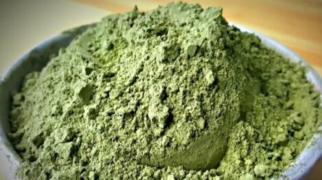 Kratom powder in a bowl