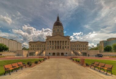 Buy Kratom in Kansas