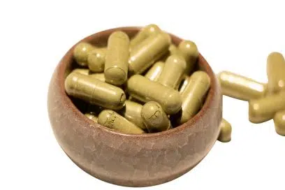 image of kratom capsules